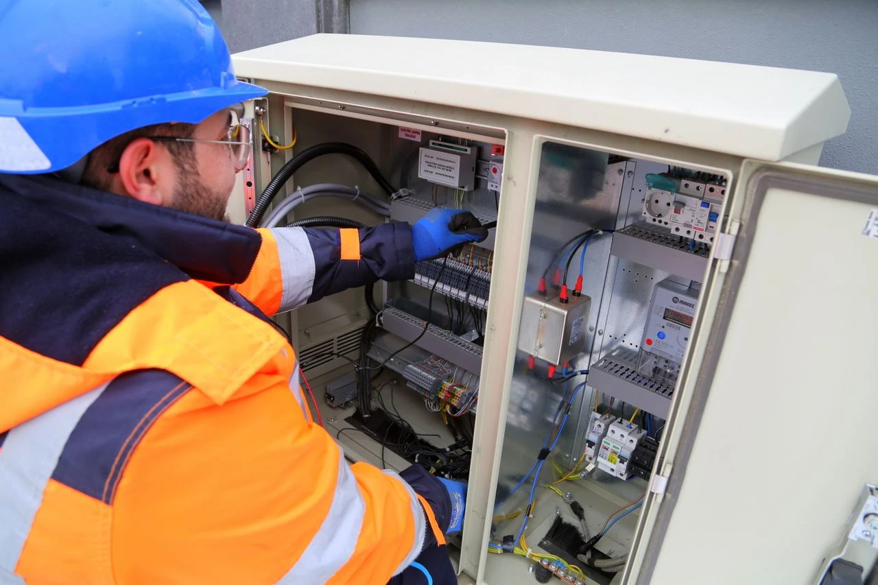 Elektroinstallation Kosten pro m² in Wien: Was die Erneuerung 2026 wirklich kostet